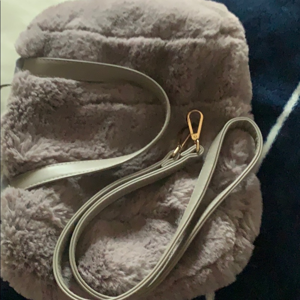 Handbag - Picture 3 of 3